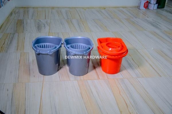 Commercial Mopping Bucket with Wringer