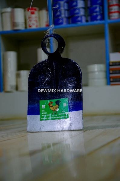 B.Cock Brand Hoe 2.5Lbs H305