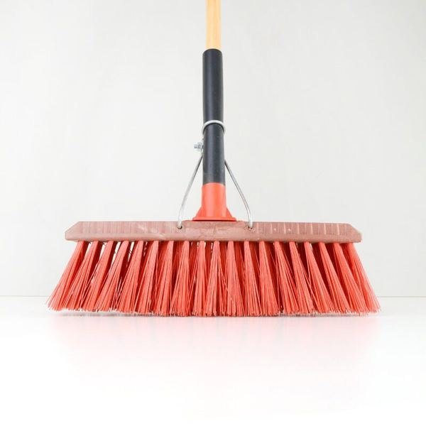 Outdoor Sweeper (Medium) + Handle C13FH