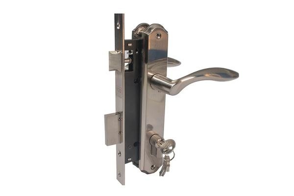 Cylinder Lockset with Apolo Handle